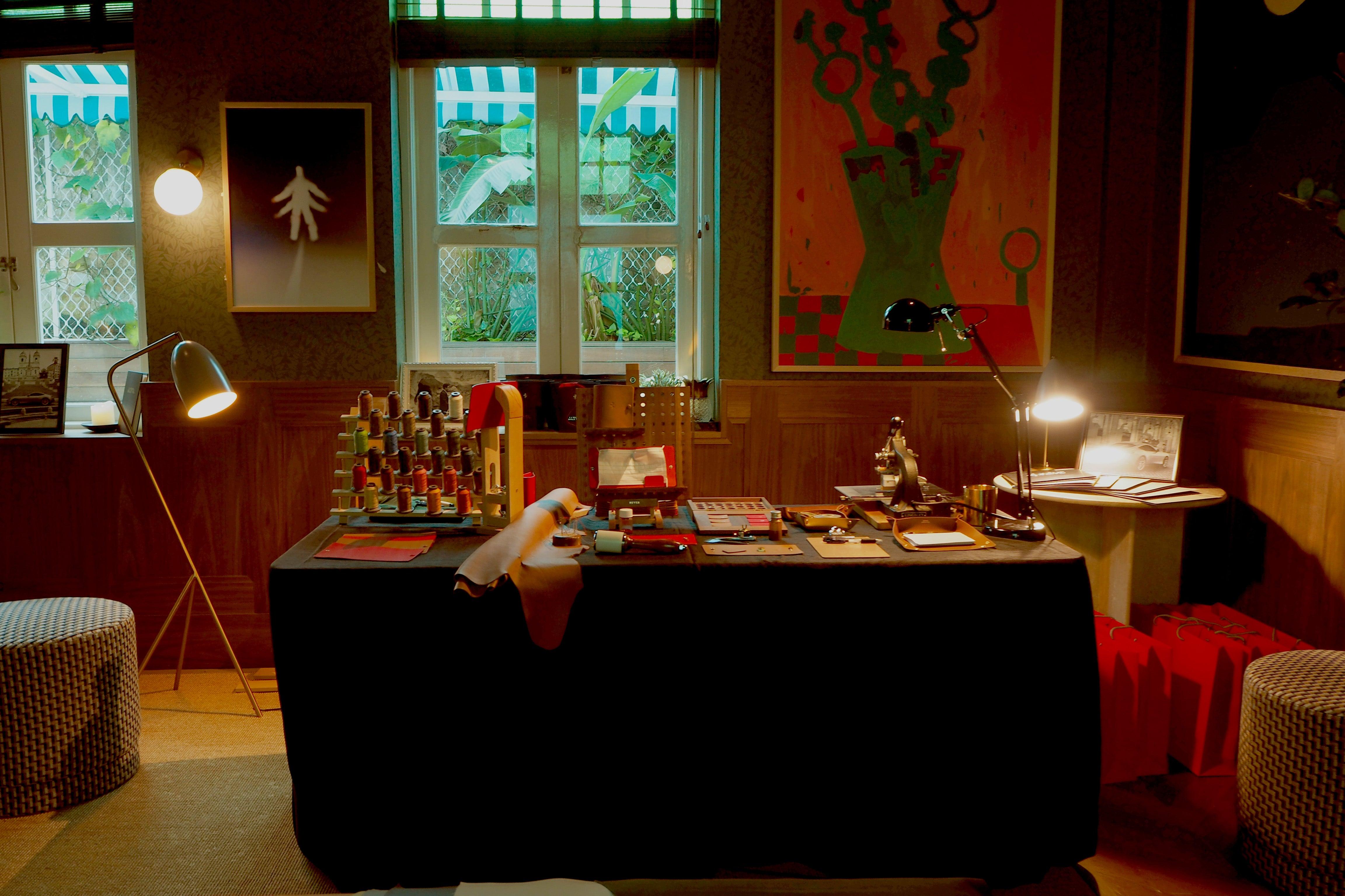 Ferrari Leather Valet Tray - Rever customised corporate gifts