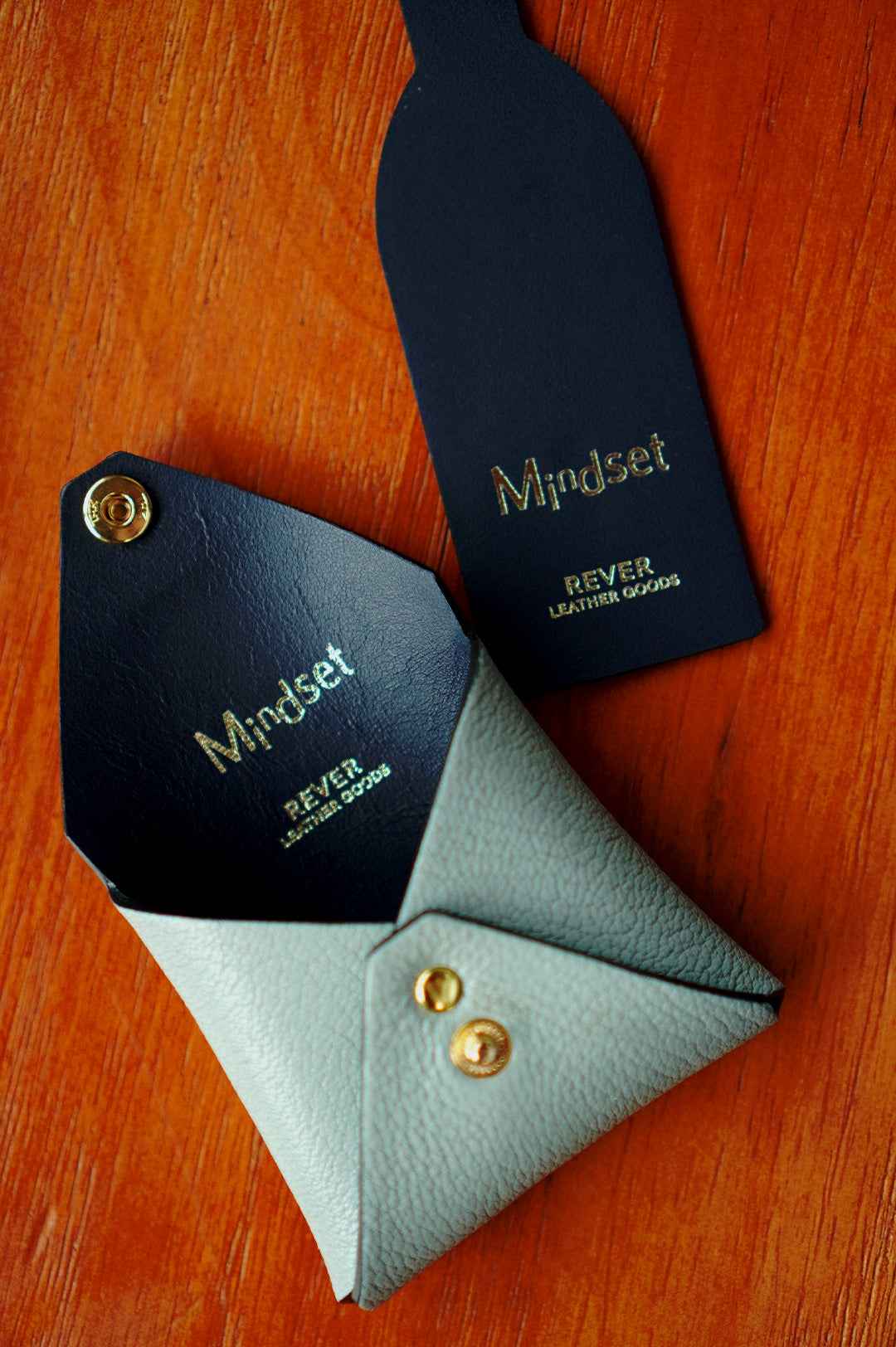 Mindset Leather ID Luggage Tag and Coin Holder - Rever customised corporate gifts