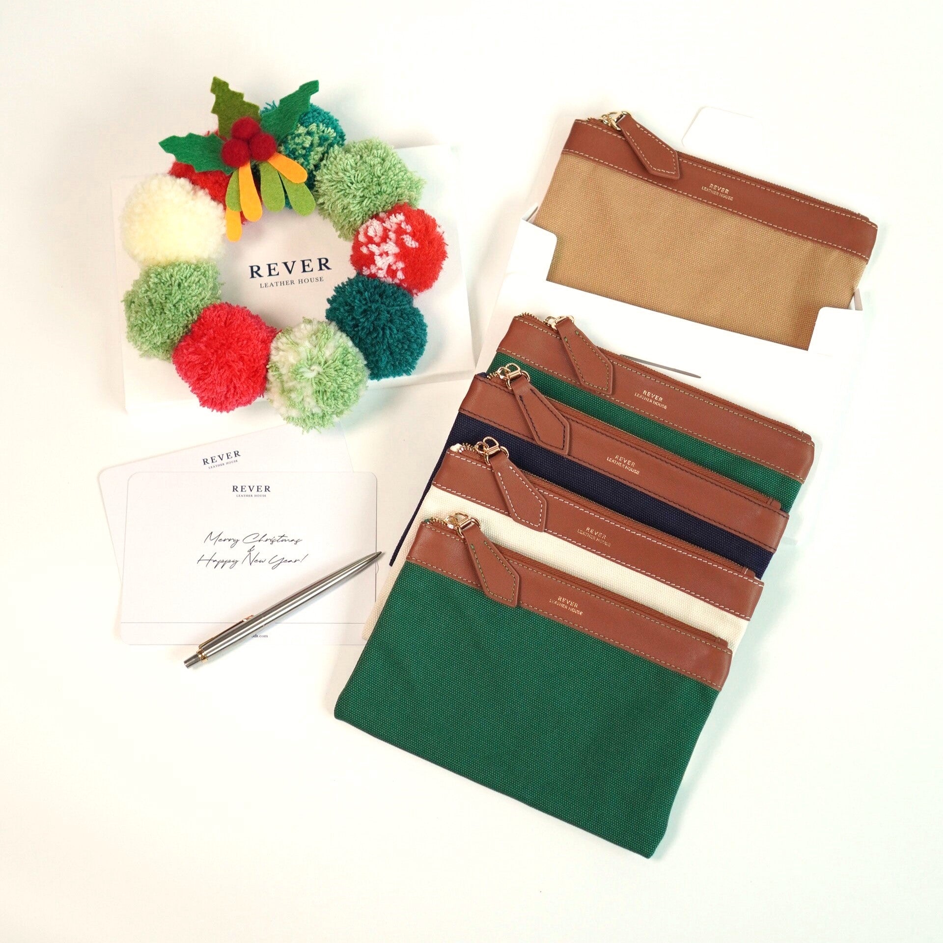 Set of 5 to 9 pieces, Essentials Zip Pouch