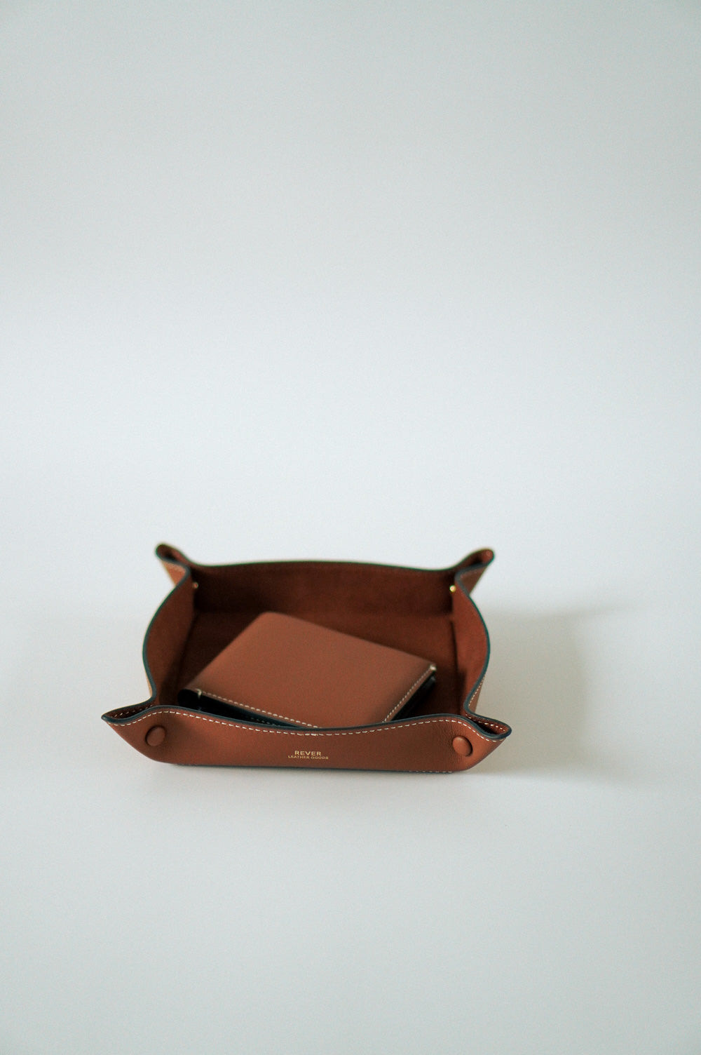 Stater Bifold Wallet in Maple & Alfred Large Valet Tray in Maple Customised Gifts Singapore
