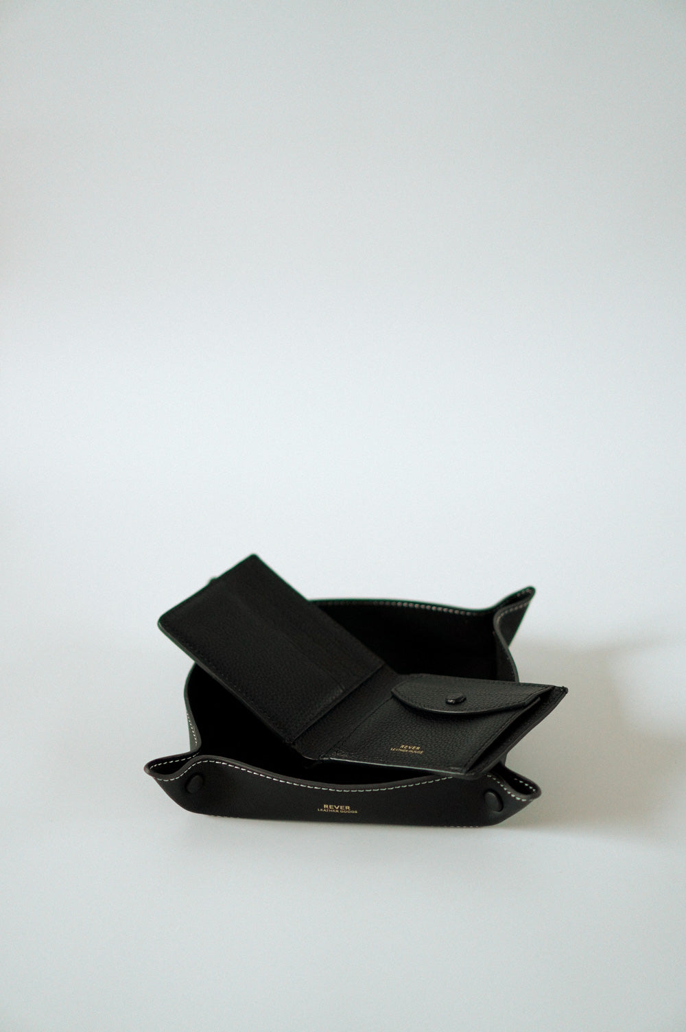 Stater Bifold Coin Wallet in Black & Alfred Large Valet Tray in Truffle Personalised Gifts Singapore