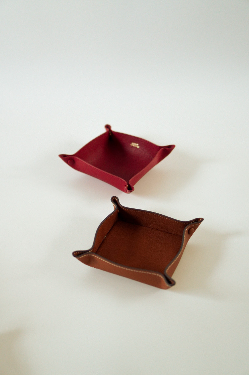 Alfred Medium Valet Tray Duo in Maple & Red Customised Gift Set Singapore