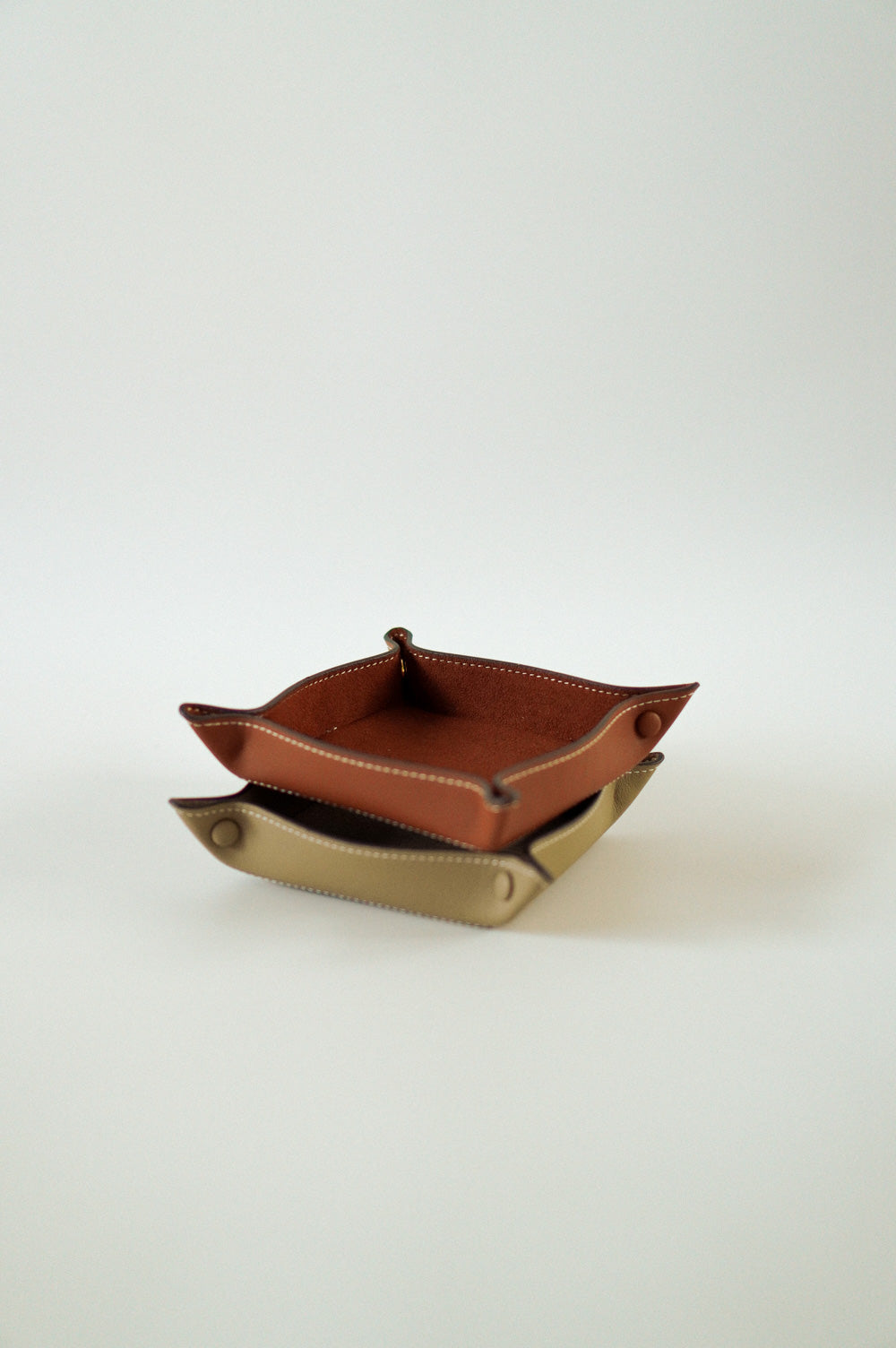 Alfred Valet Tray Duo Medium Gift Set