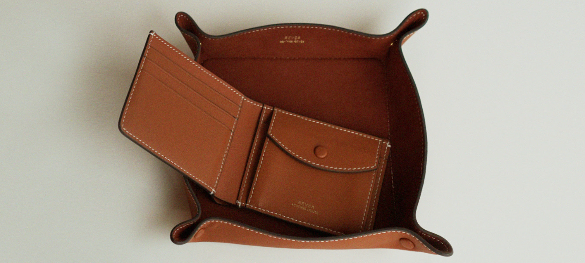 Wallet for men with Watch Valet Tray