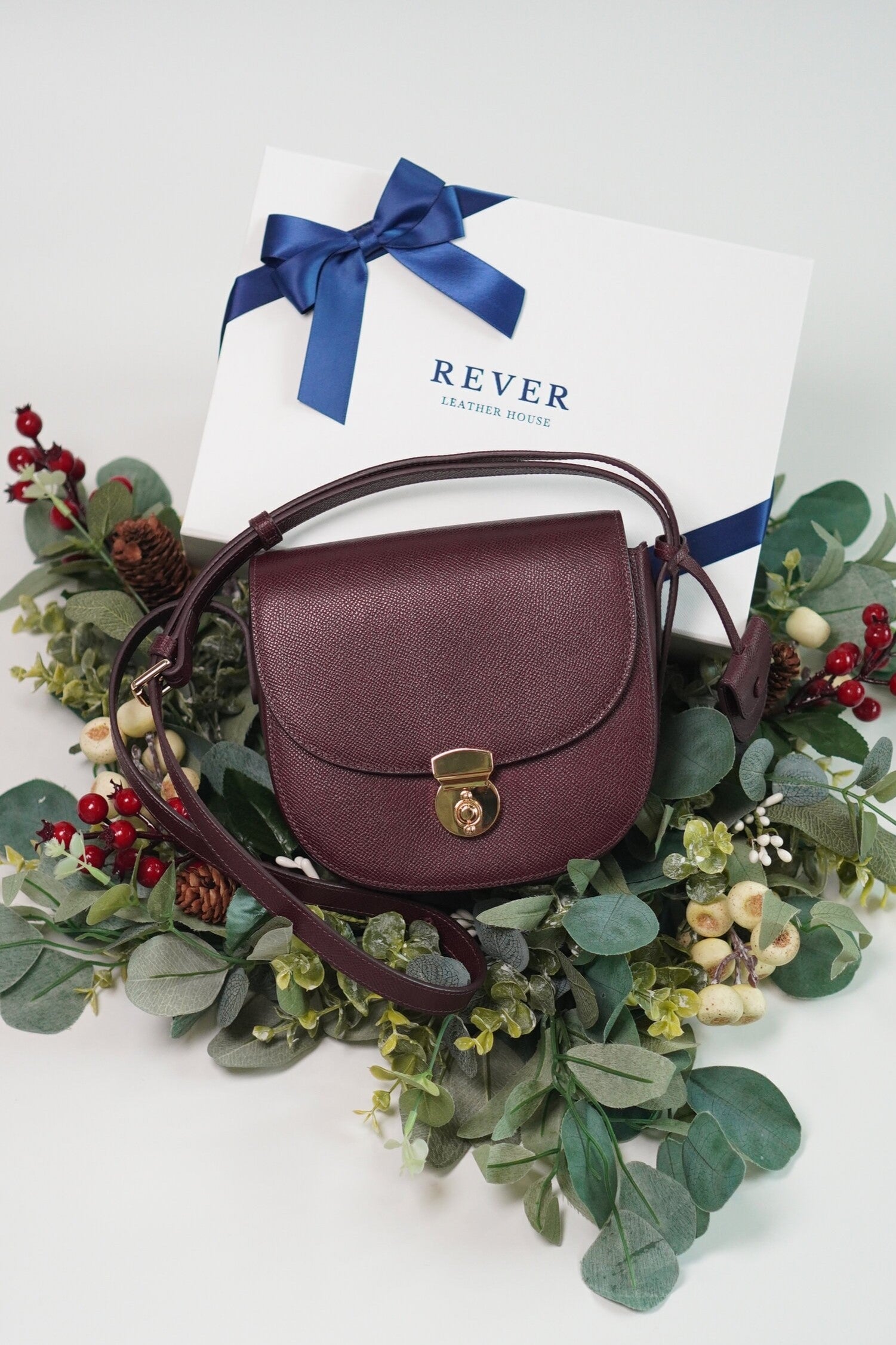 The Huns Saddle Bag: A Stylish Gift for the Essentials-Obsessed