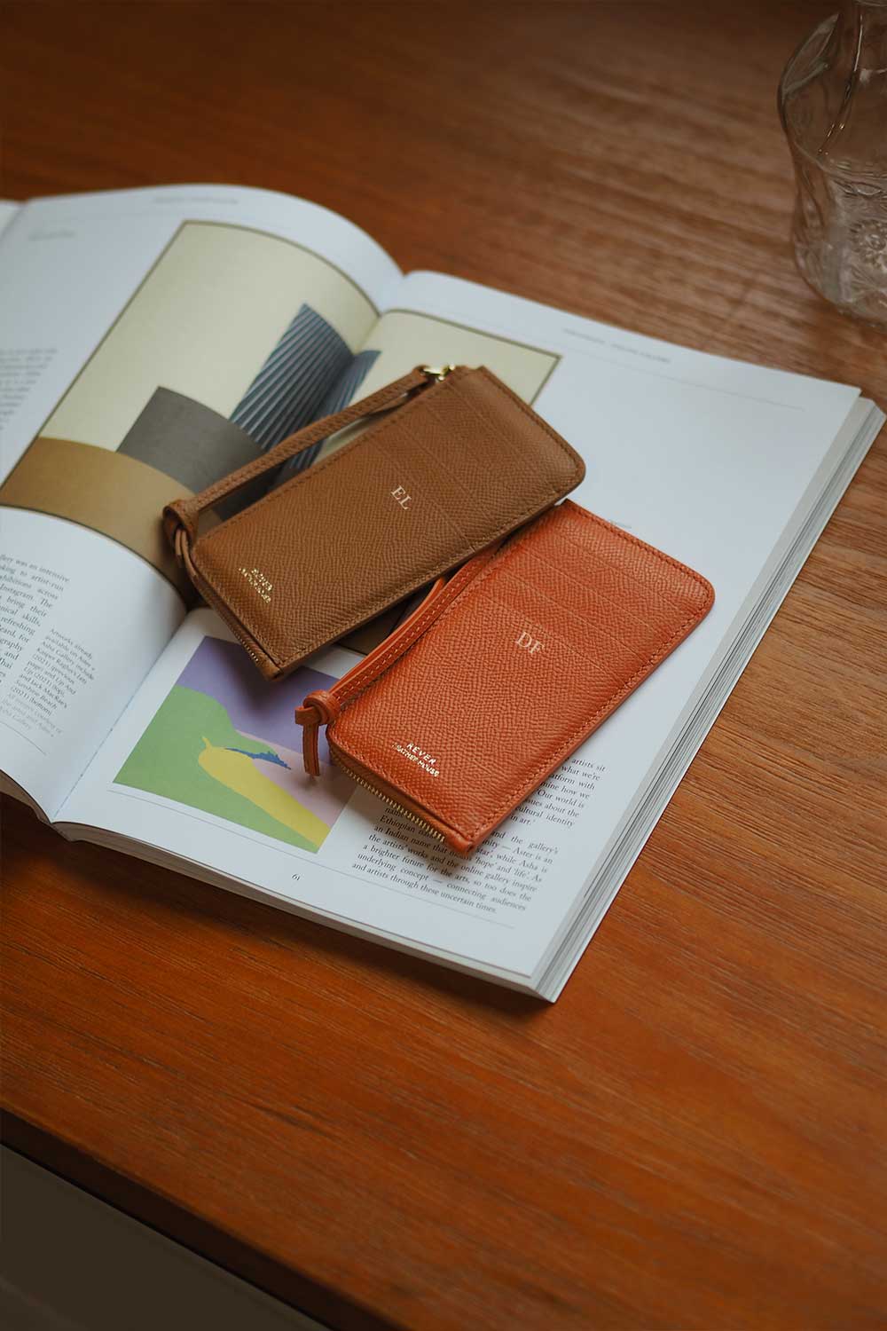 Why Customised Leather Card Holders Are the Best Personalised Christmas Gifts