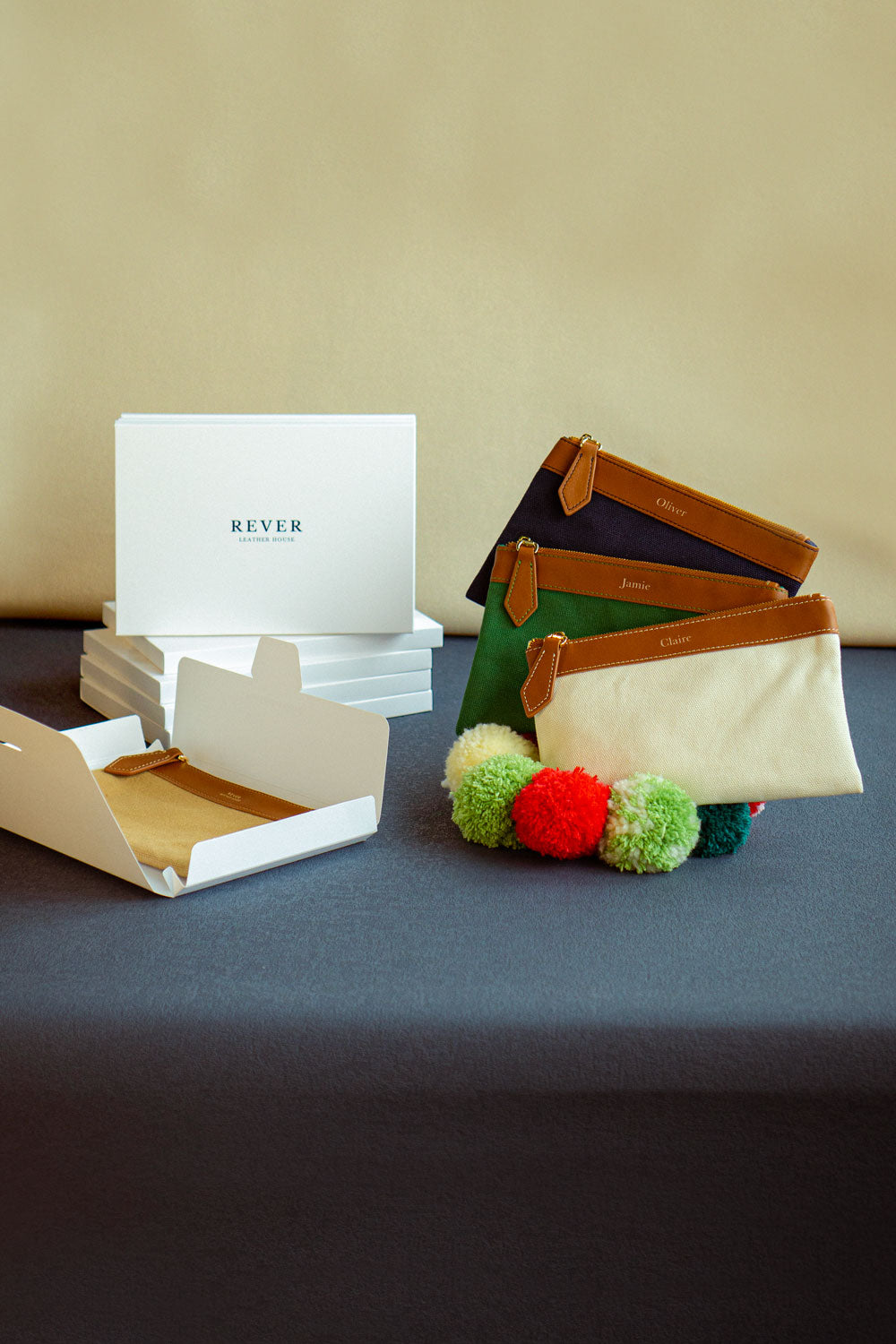 Personalised Leather Zip Pouches: The Ultimate Christmas Gift for Loved Ones