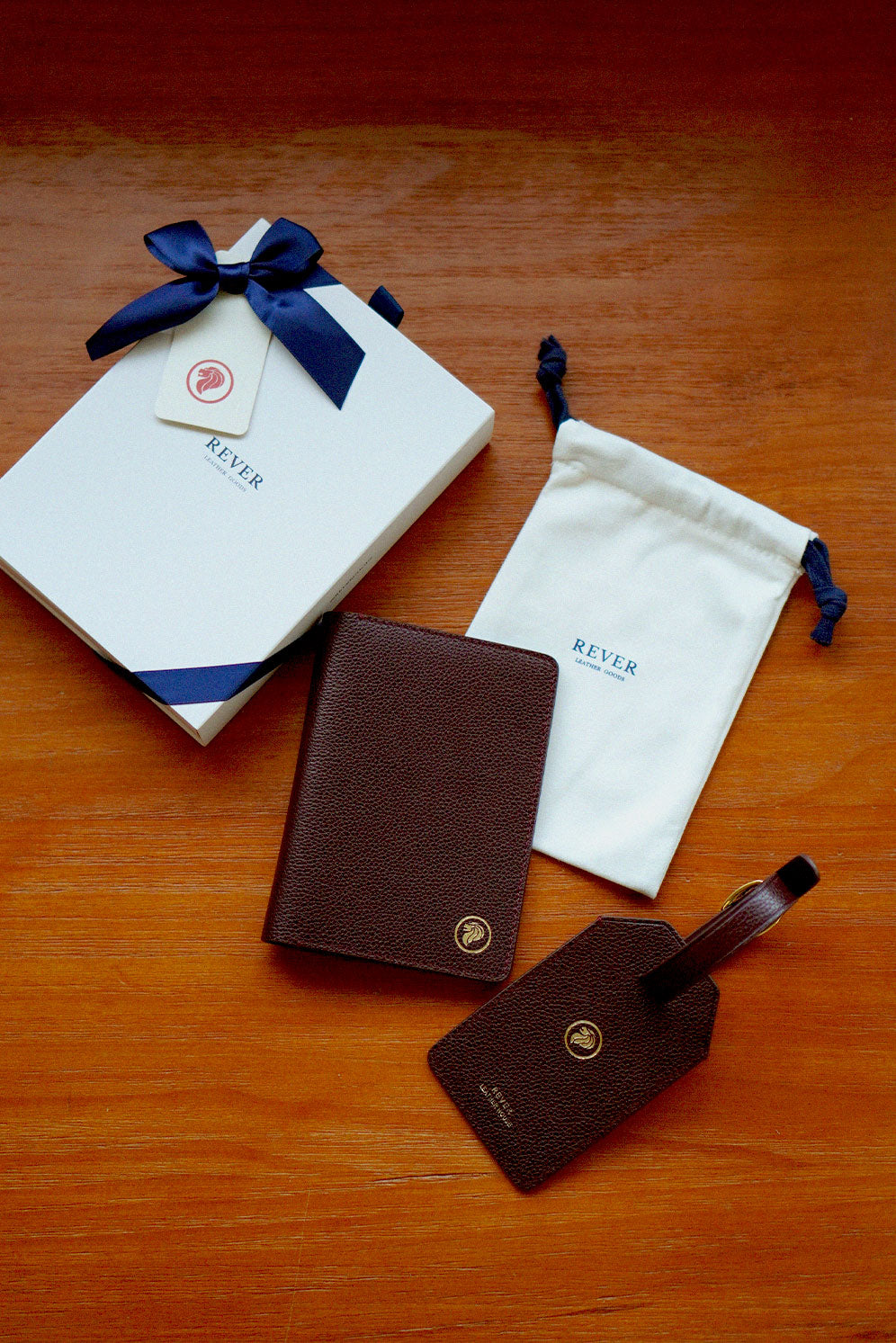 Elevate Your Year-End Corporate Gifting with Personalised Gifts