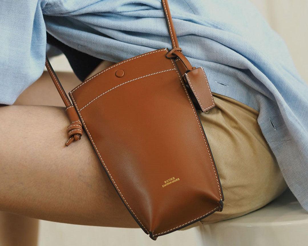 The Rubin Phone Bag: Your Ultimate Personalized Small Bag for Weekend Adventures - Rever Leather Goods