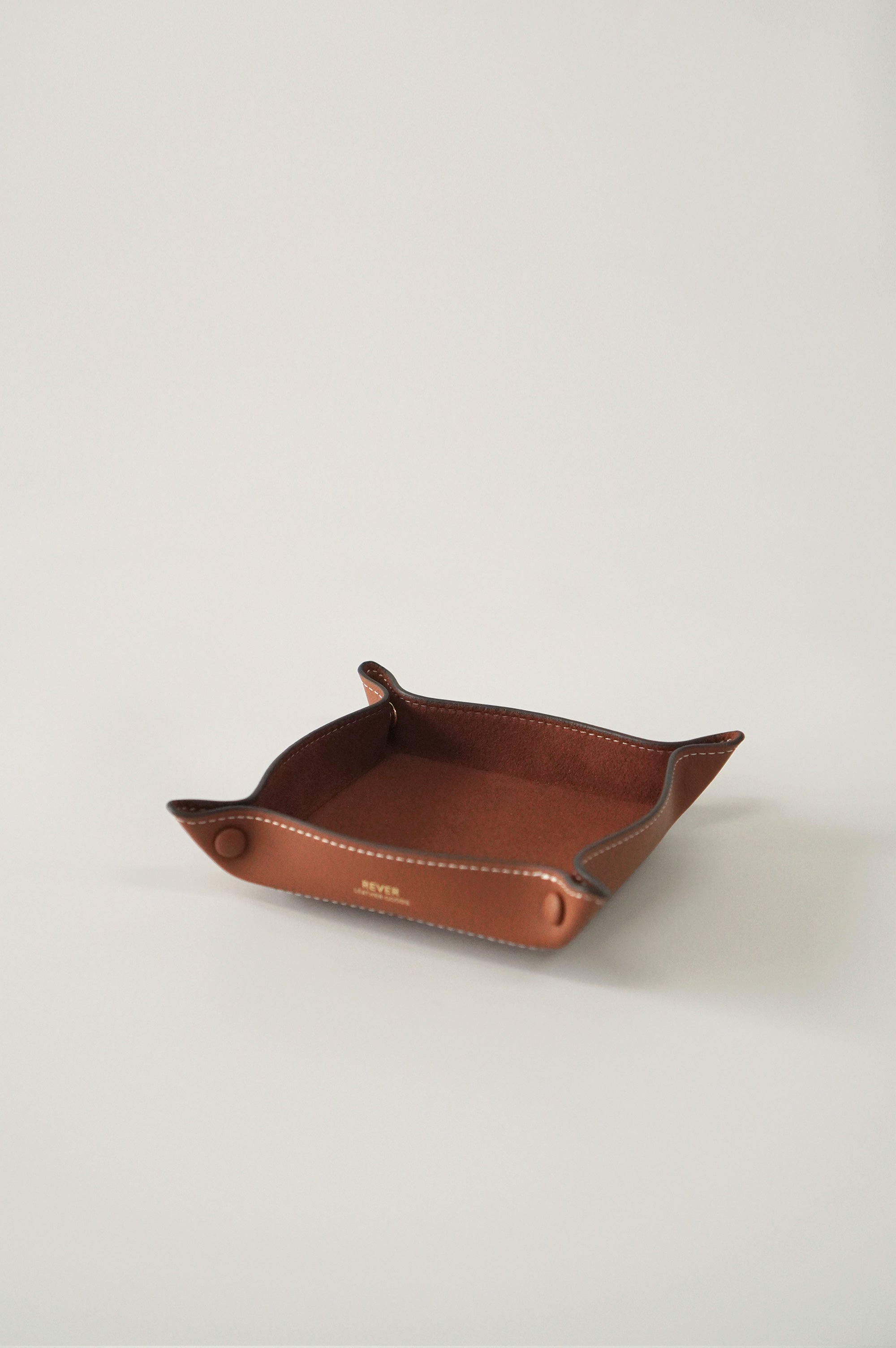Alfred Medium Valet Tray in Maple