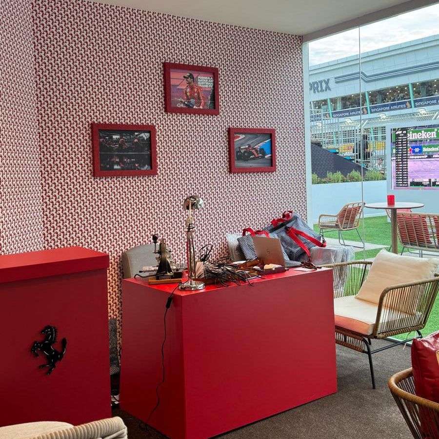 Personalised Corporate Gift on-site live personalisation counter for Ferrari