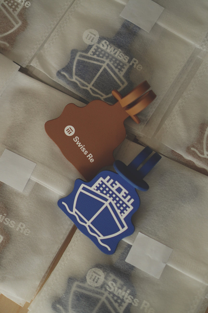 customised luggage tag corporate gift for Swiss Re 